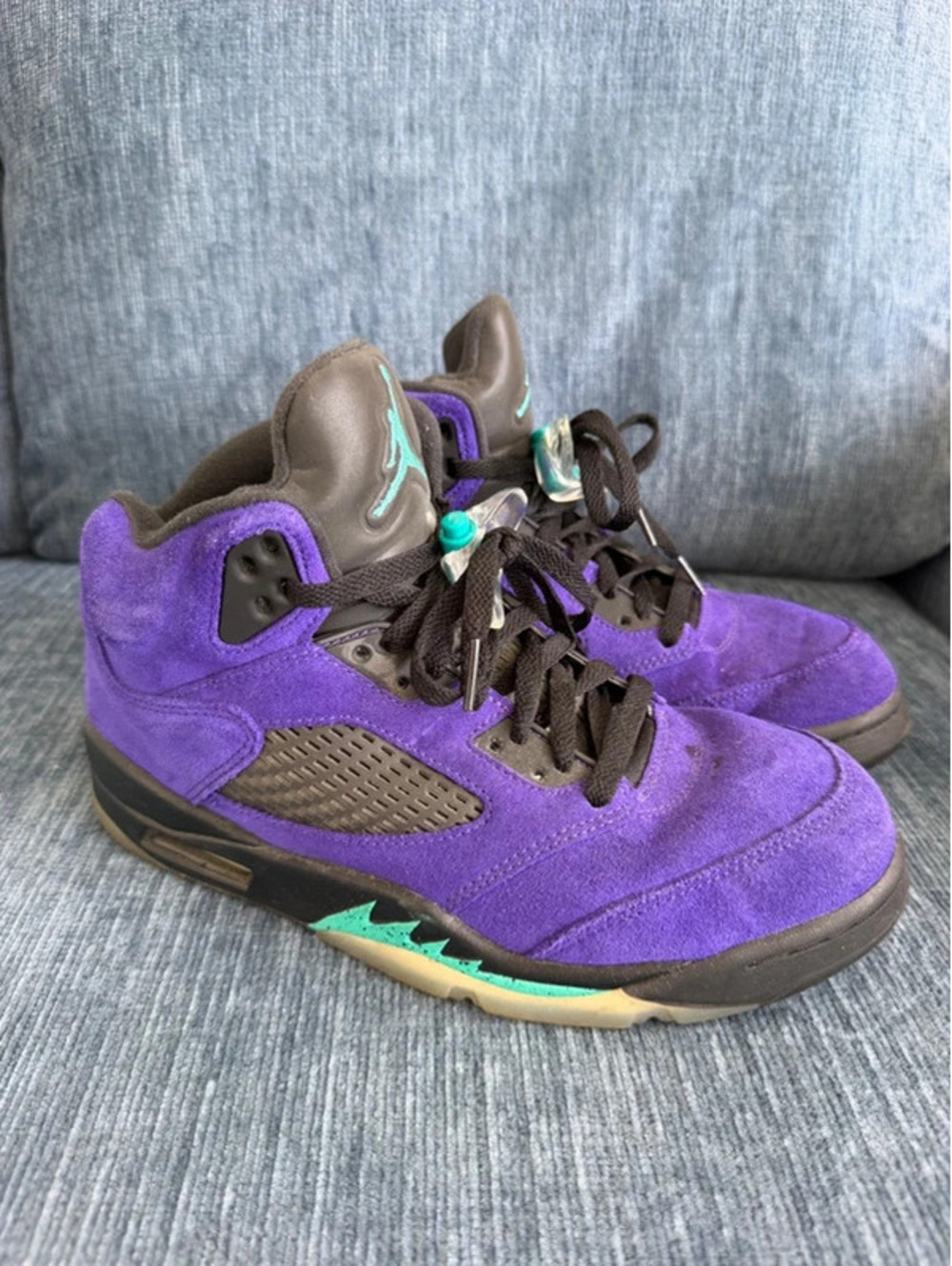 Air Jordan 5 Retro 'Alternate Grape' Size men's size 8